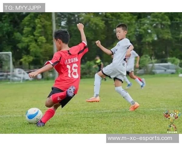 李天昊在足球赛场上的精彩表现与未来发展潜力分析